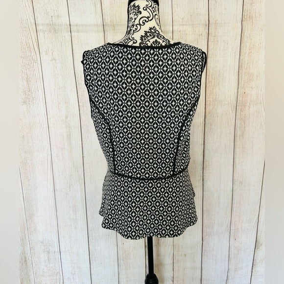Apt 9 Women’s Ogee Gogeo Print Crew Neck Sleeveless Knit Peplum Top Size L - Picture 5 of 8